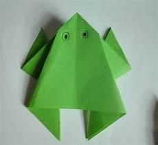 正方形折纸飞镖